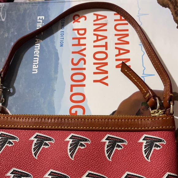 Atl Falcons Dooney & Bourne Wrislet - Picture 5 of 6